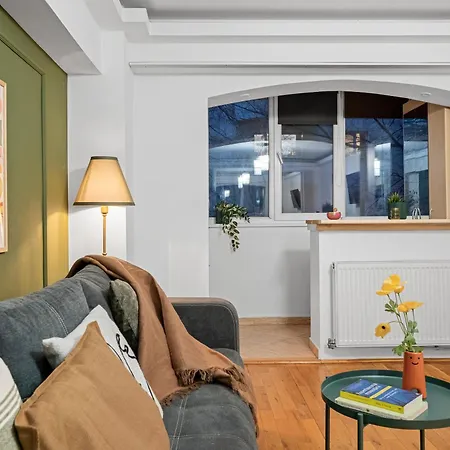 Appartement Design-led With Private Balcony, Boekarest