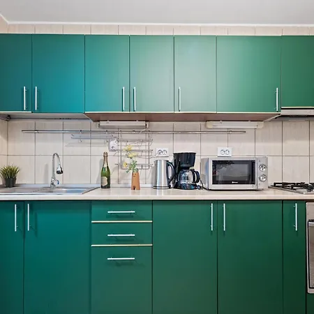 Design-led With Private Balcony, Daire *