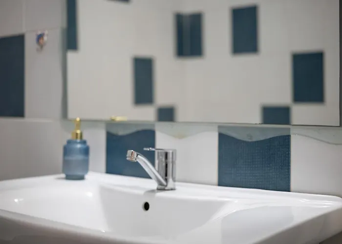 Appartement Design-led With Private Balcony,