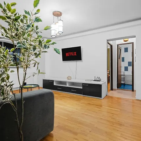 Design-led With Private Balcony, Βουκουρέστι
