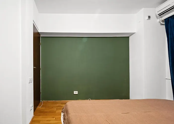 Design-led With Private Balcony, Apartment *